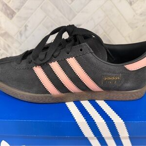 Adidas Stadt W Black Sneakers